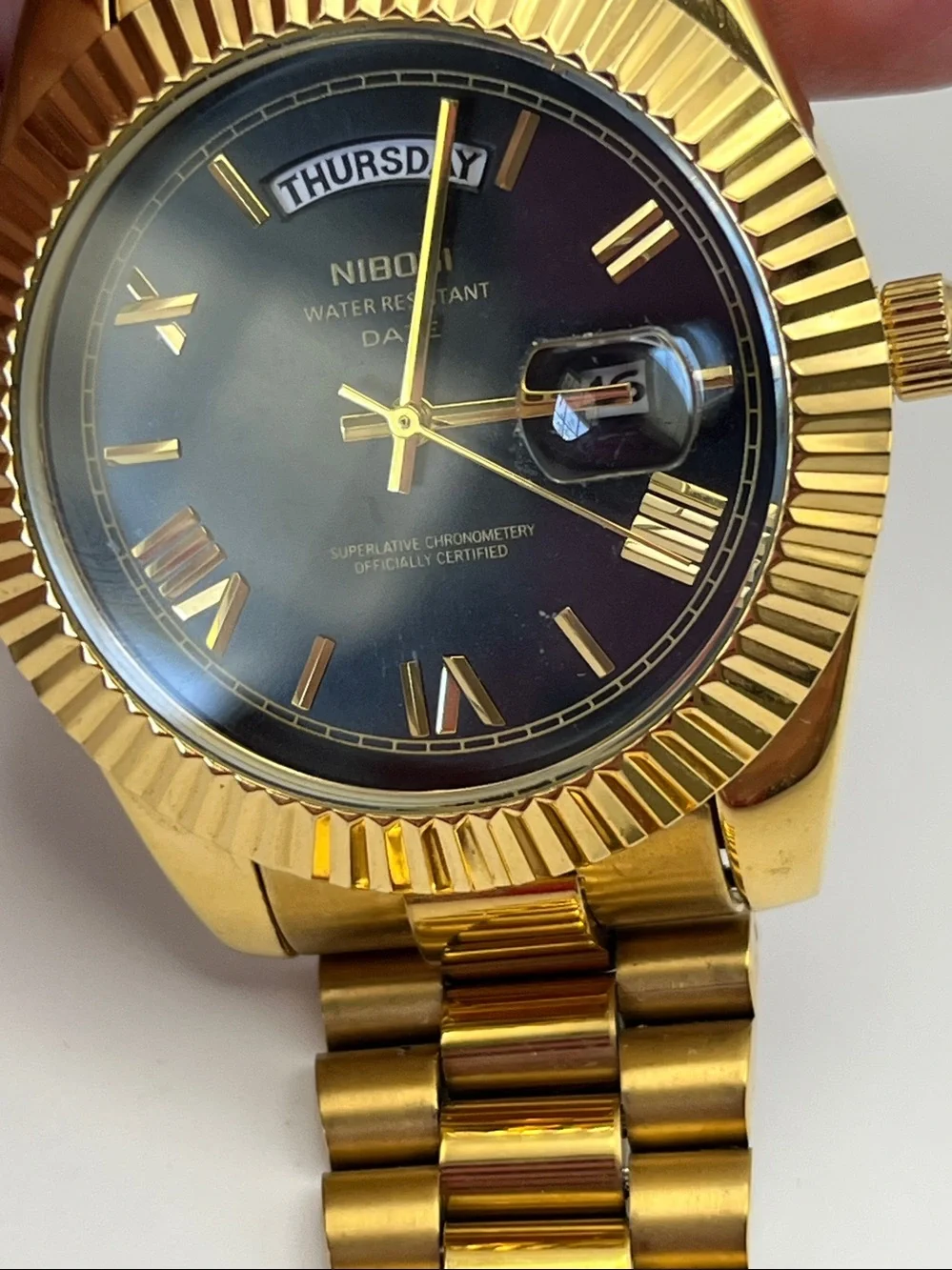 1985 Nibosi Gold Men's Watch with Black Dial and Day Display